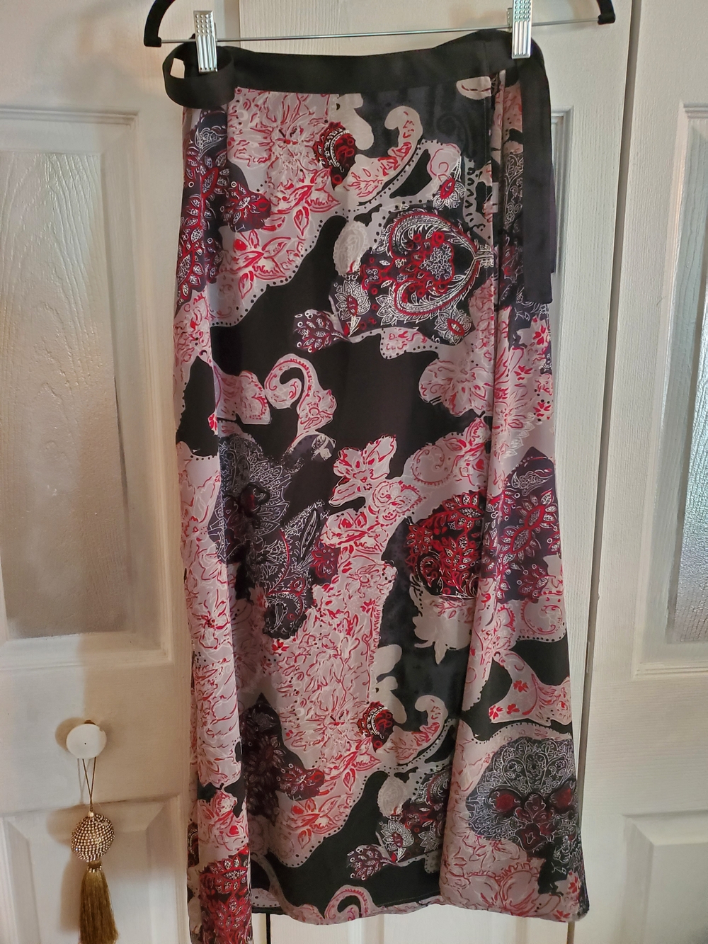 JohnPaulRichard Black Maxi Skirt with Pink and Red Paisley